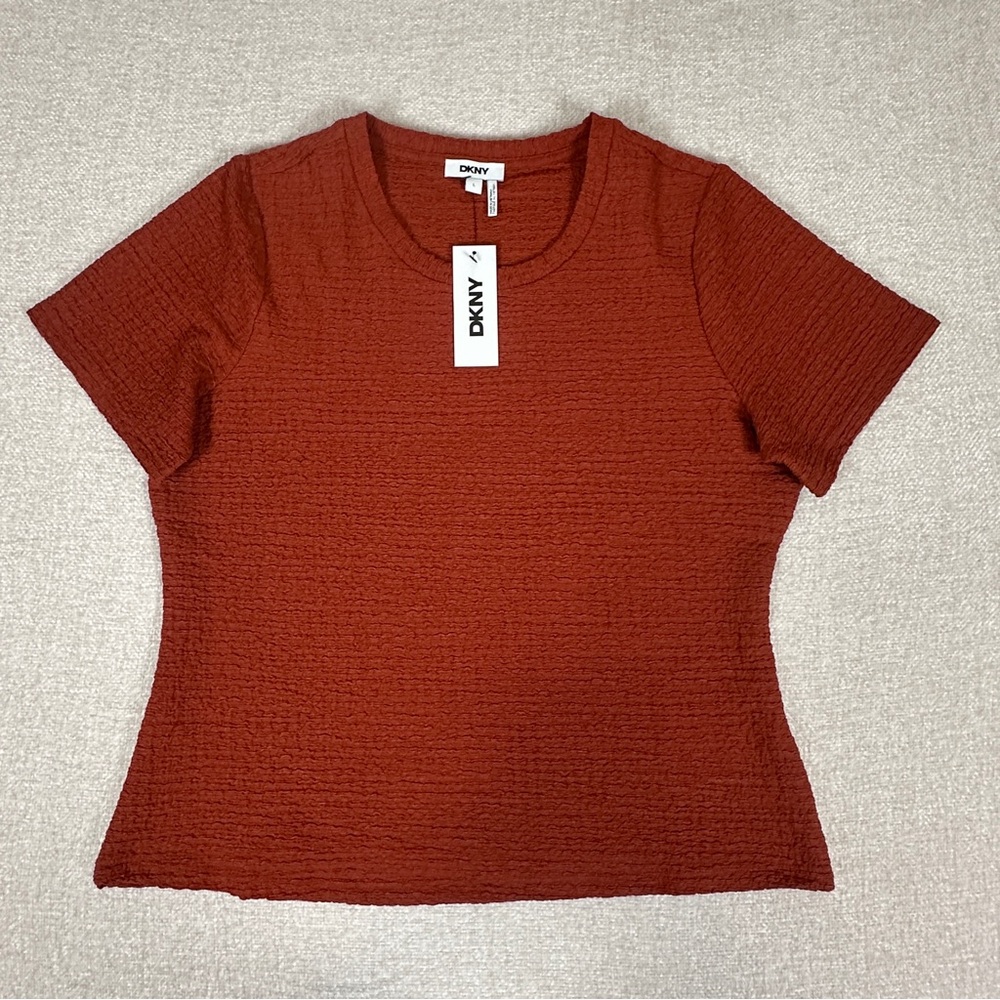 DKNY NWT Women's Large Textured Short Sleeve Top